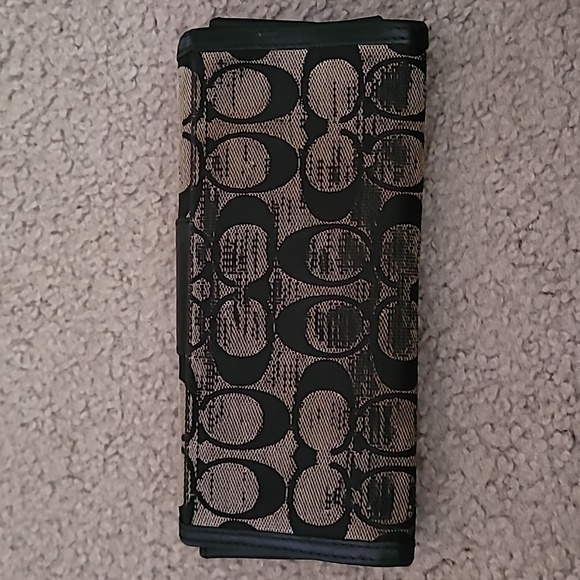 Coach wallet - Picture 2 of 3